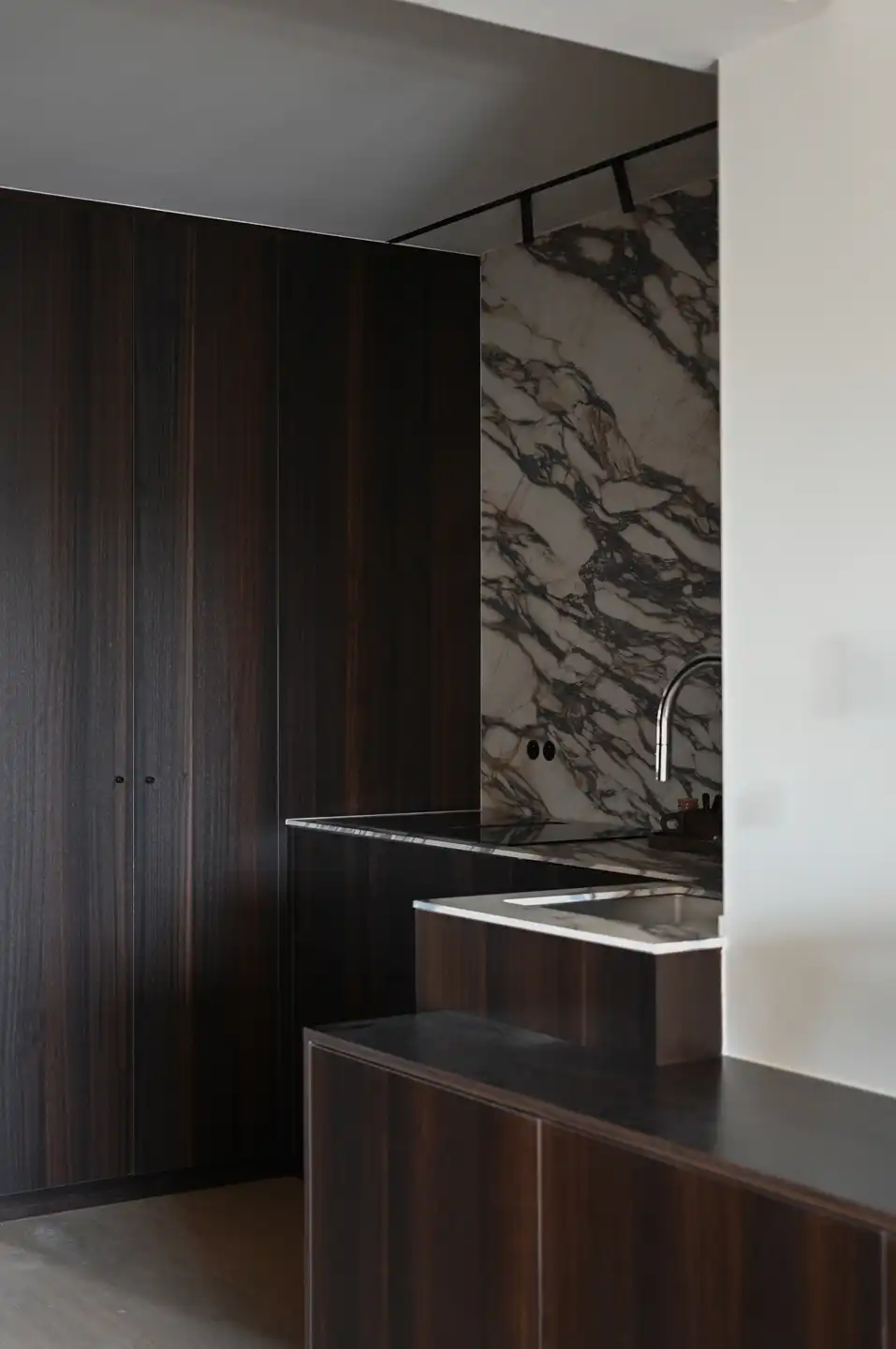 Lichtrijk gerenoveerd appartement met open zichten  foto 30