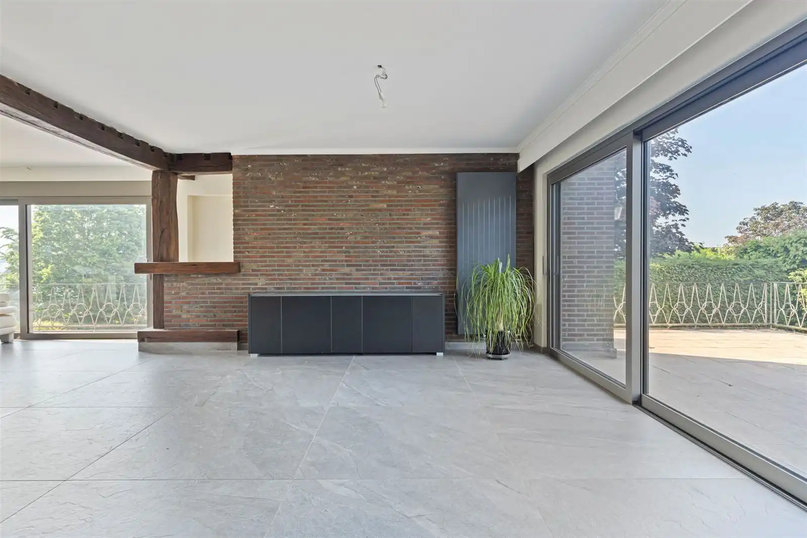 Gerenoveerde villa (450m²) met 4 à 5 slaapkamers op 17a 05ca foto 9