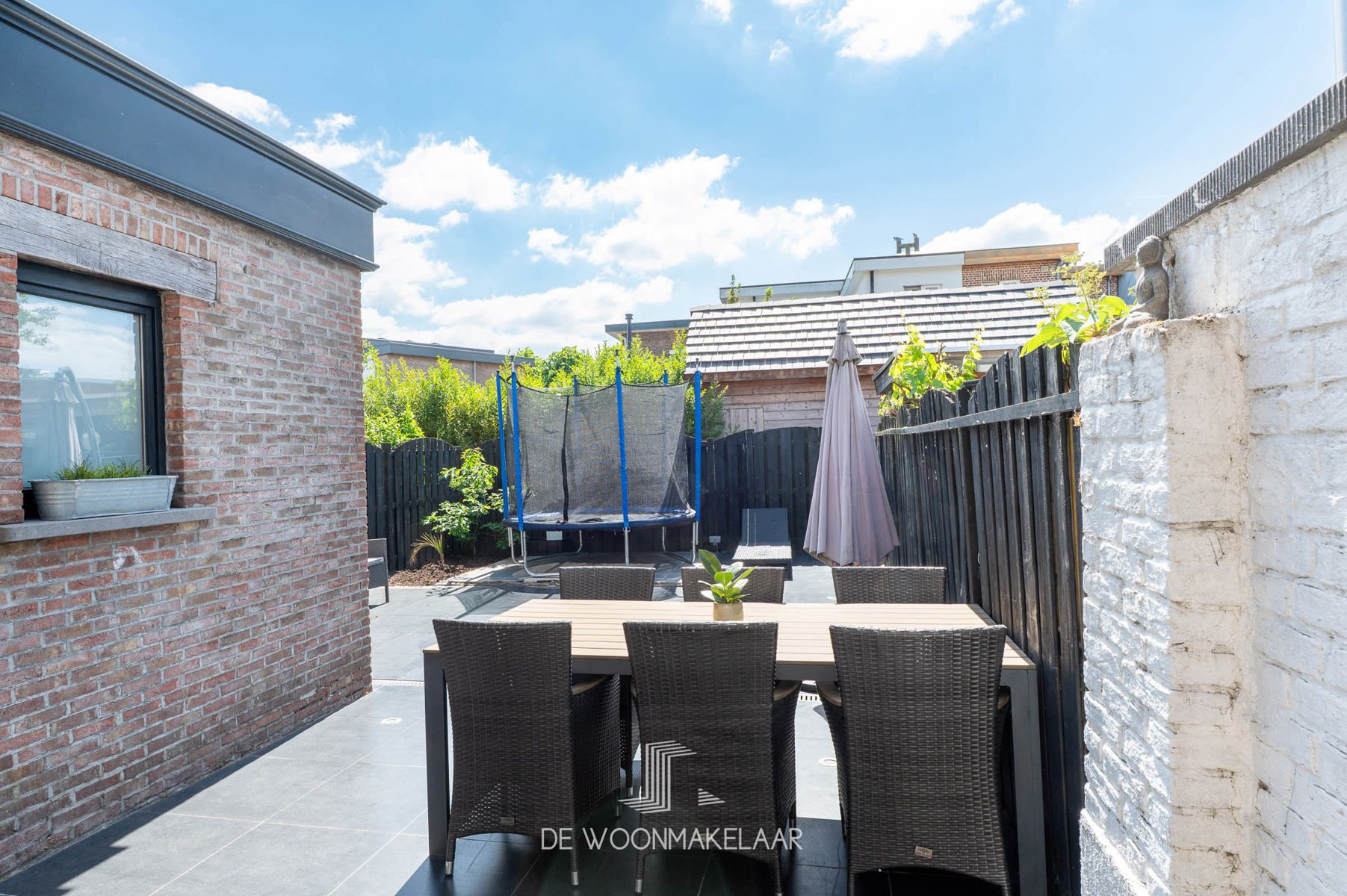 Stijlvolle woning met 3 SLK's, tuin en oprit nabij Boom park foto 9