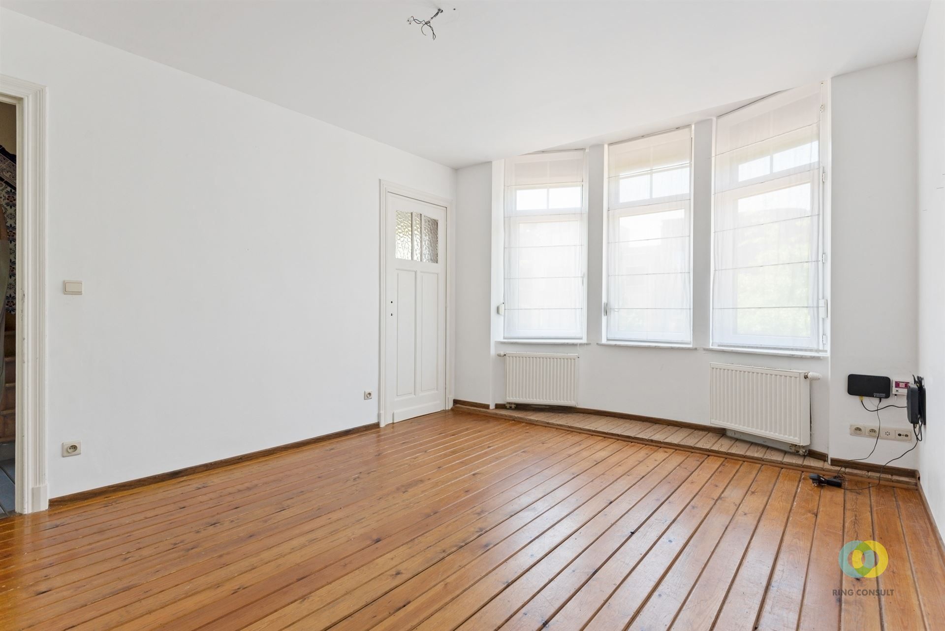 Ruime karakterwoning met garage en terras foto 13