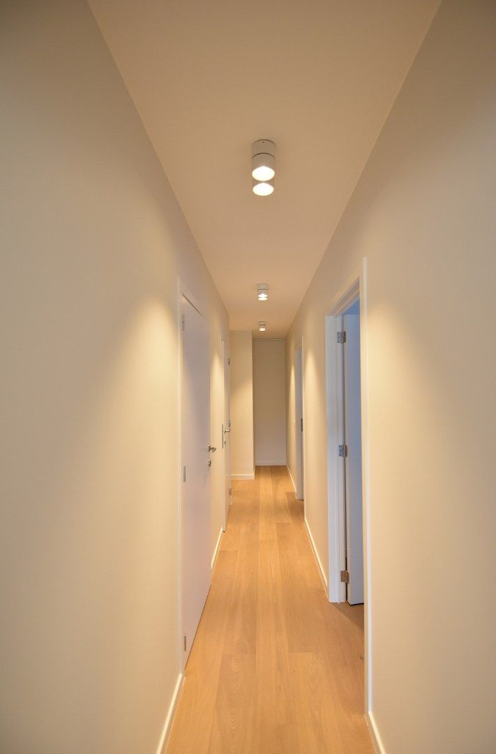 Ruim en elegant hoekappartement met drie terrassen foto 15