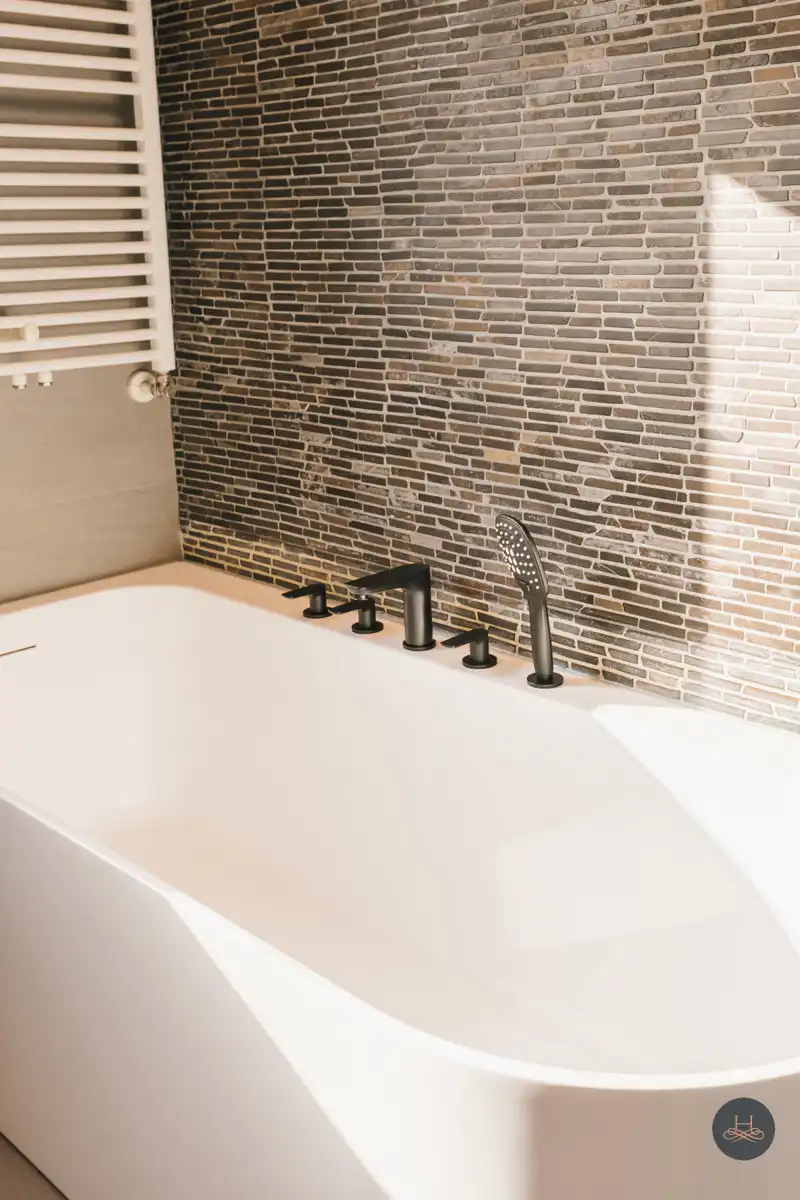 Recent energiezuinige halfopen woning op een royaal perceel foto 17