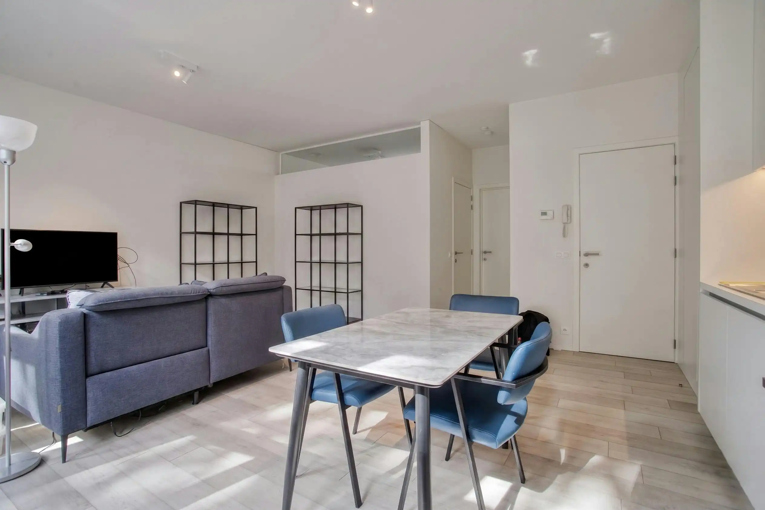 Appartement (energielabel A) met één slaapkamer en terras in Ieper centrum  foto 5