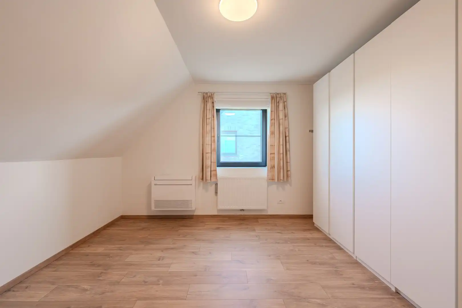 Kwaliteitsvolle recente woning (2022) met landelijk zicht foto 14