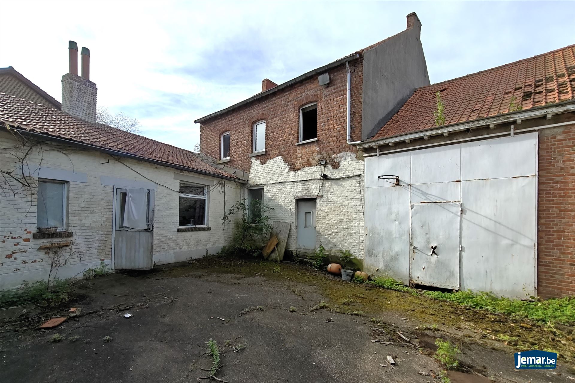 Handelspand met woonst op zeer gunstige locatie te Diepenbeek foto 2