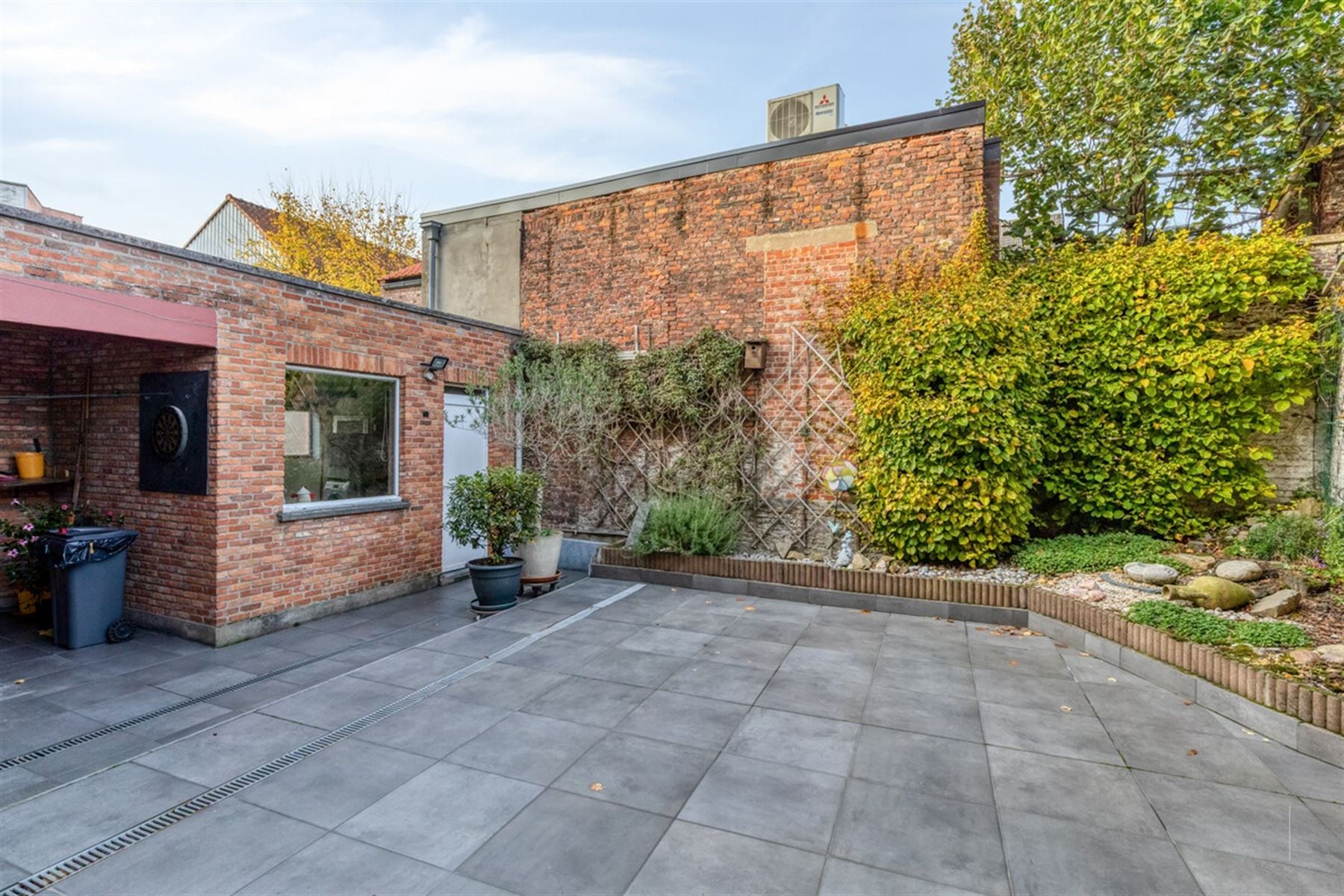 Halfopen bebouwing met 4 slaapkamers en garage foto 21