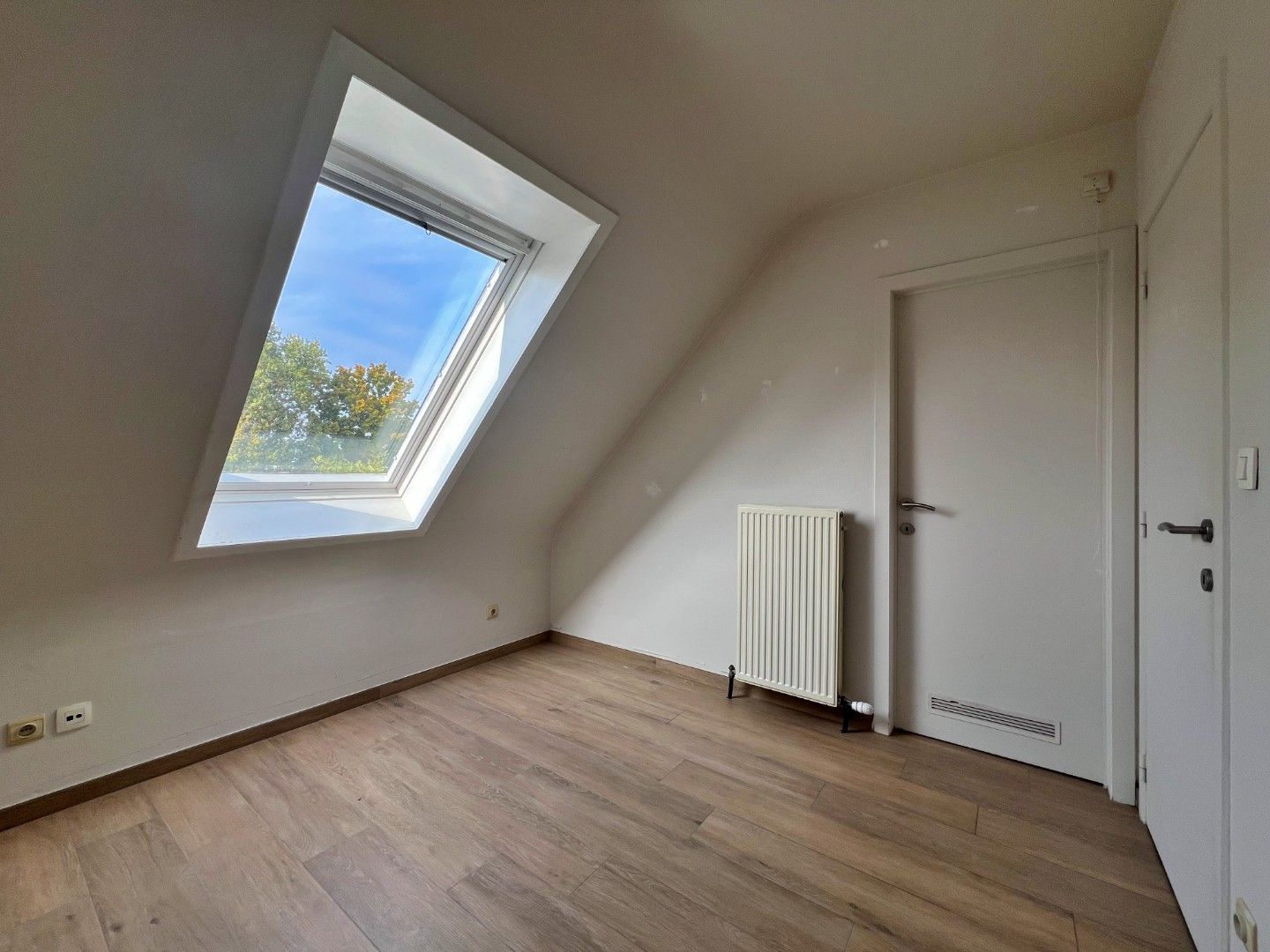 Centraal gelegen en energiezuinig appartement in Lovendegem foto 8