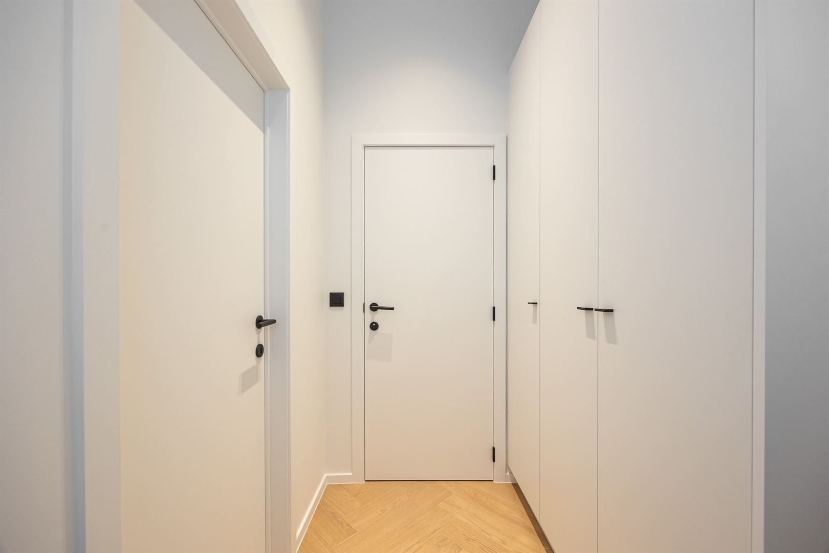 Gerenoveerd appartement met luxe-afwerking en topterras foto 2