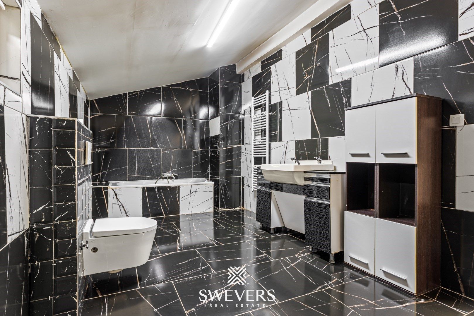 Instapklare, recent gerenoveerde gezinswoning in Beverlo foto 14