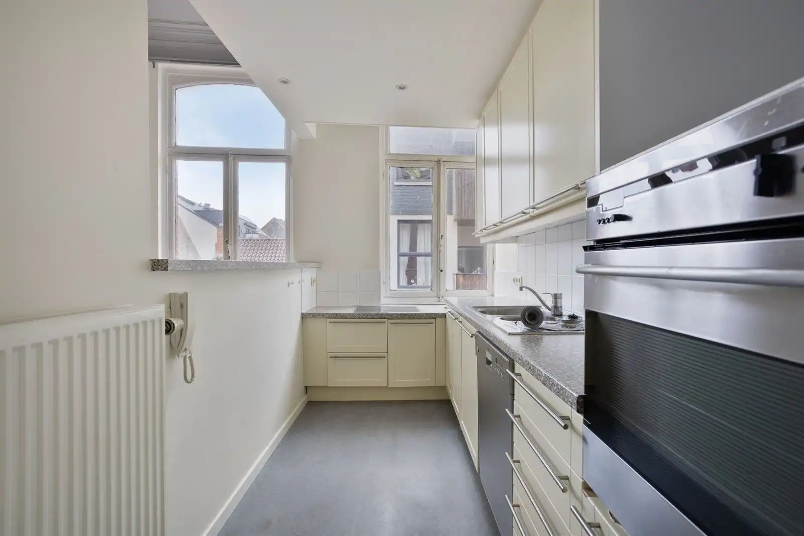 Praktijk + triplexappartement (3 slaapkamers & 2 badkamers) te centrum Halle  foto 15
