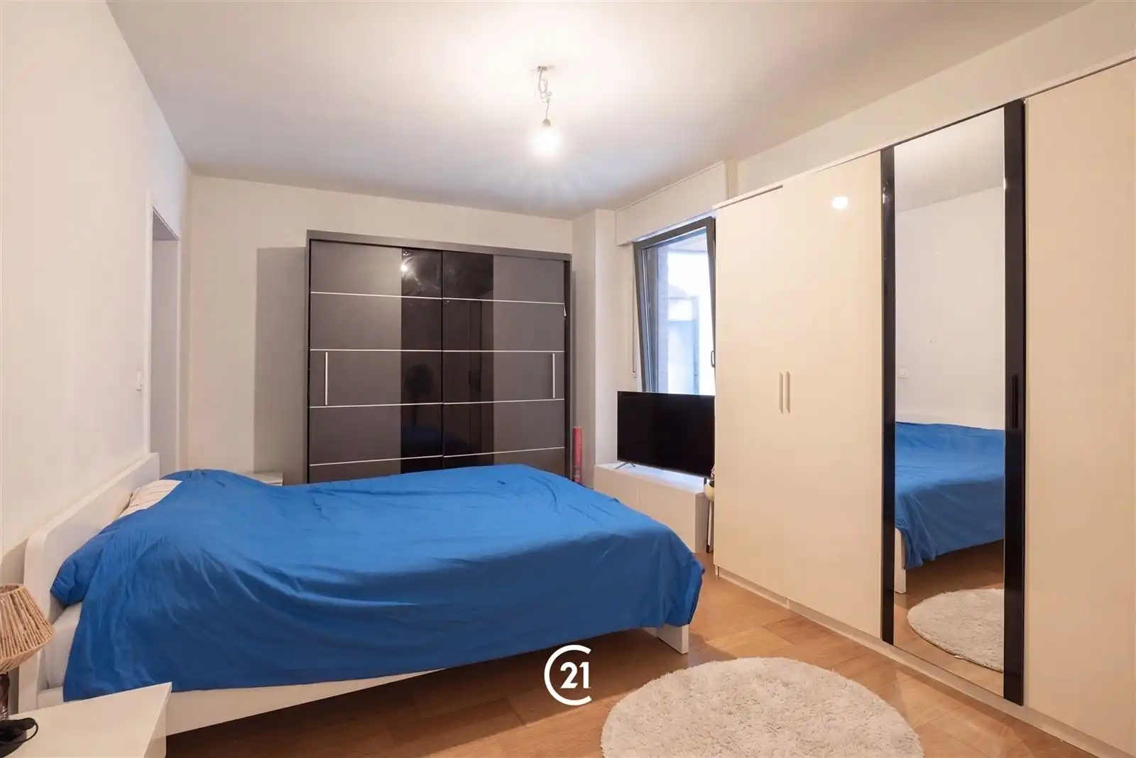 Comfortabel gelijkvloers wonen op een bijzonder praktische ligging! foto 7