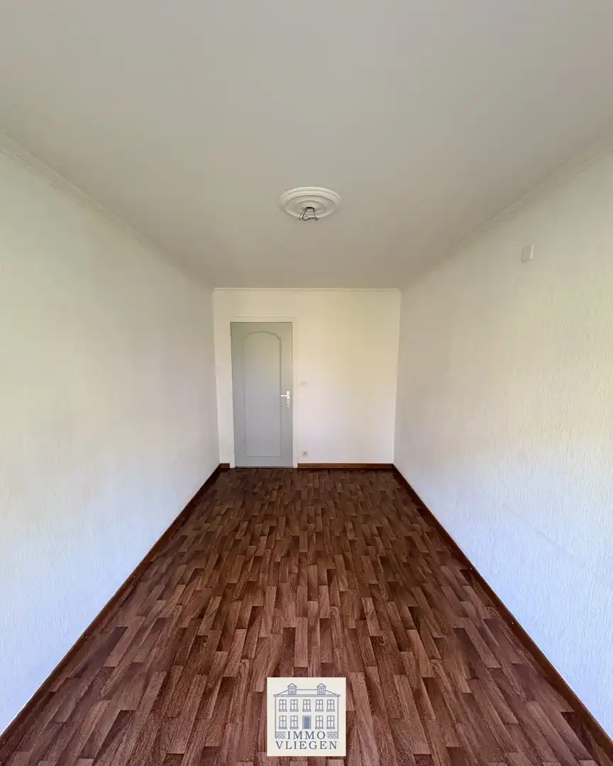 Tweeslaapkamerappartement met terras en autostaanplaats in Maasmechelen foto 13