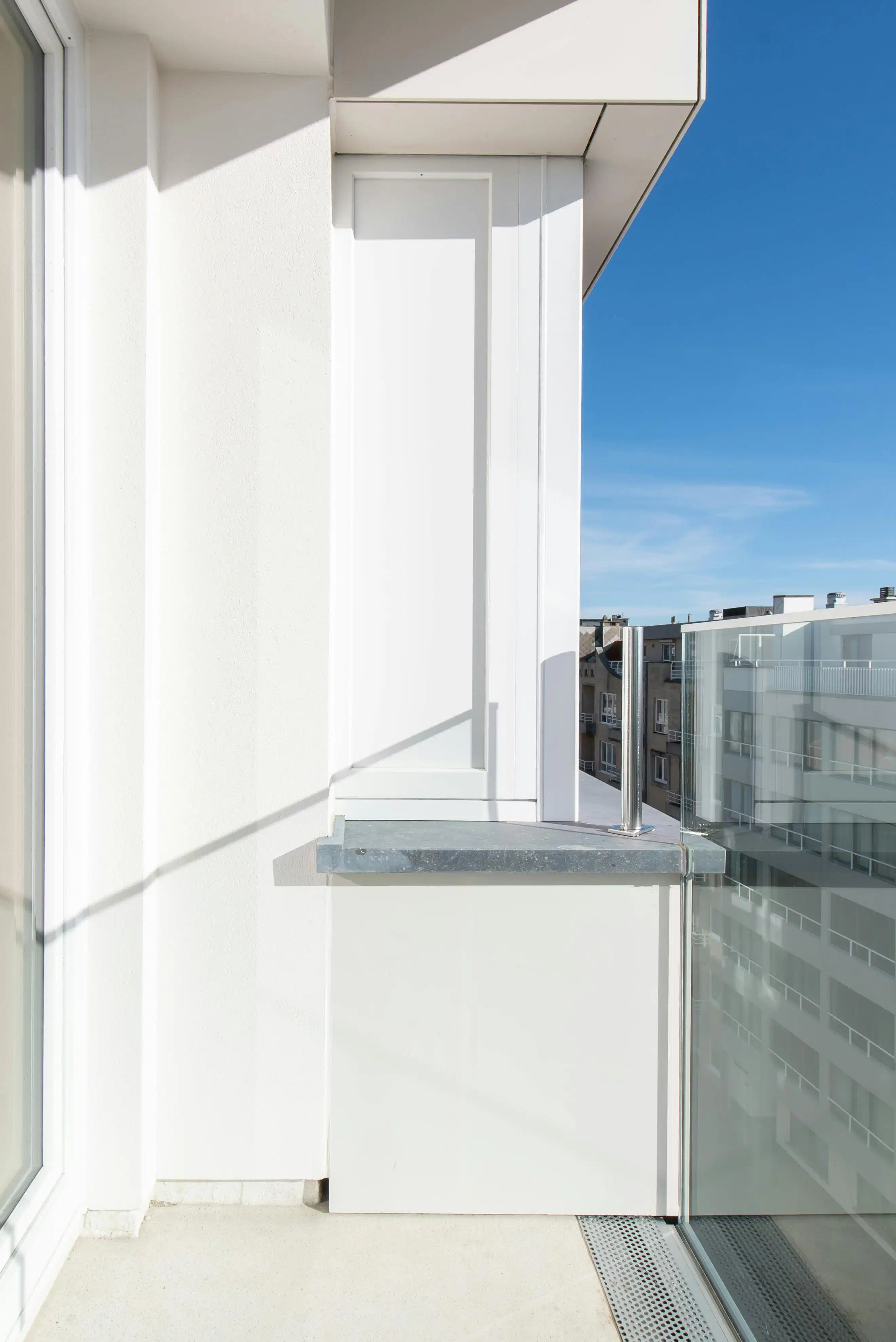 Gerenoveerd hoekappartement met prachtig open zicht foto 13