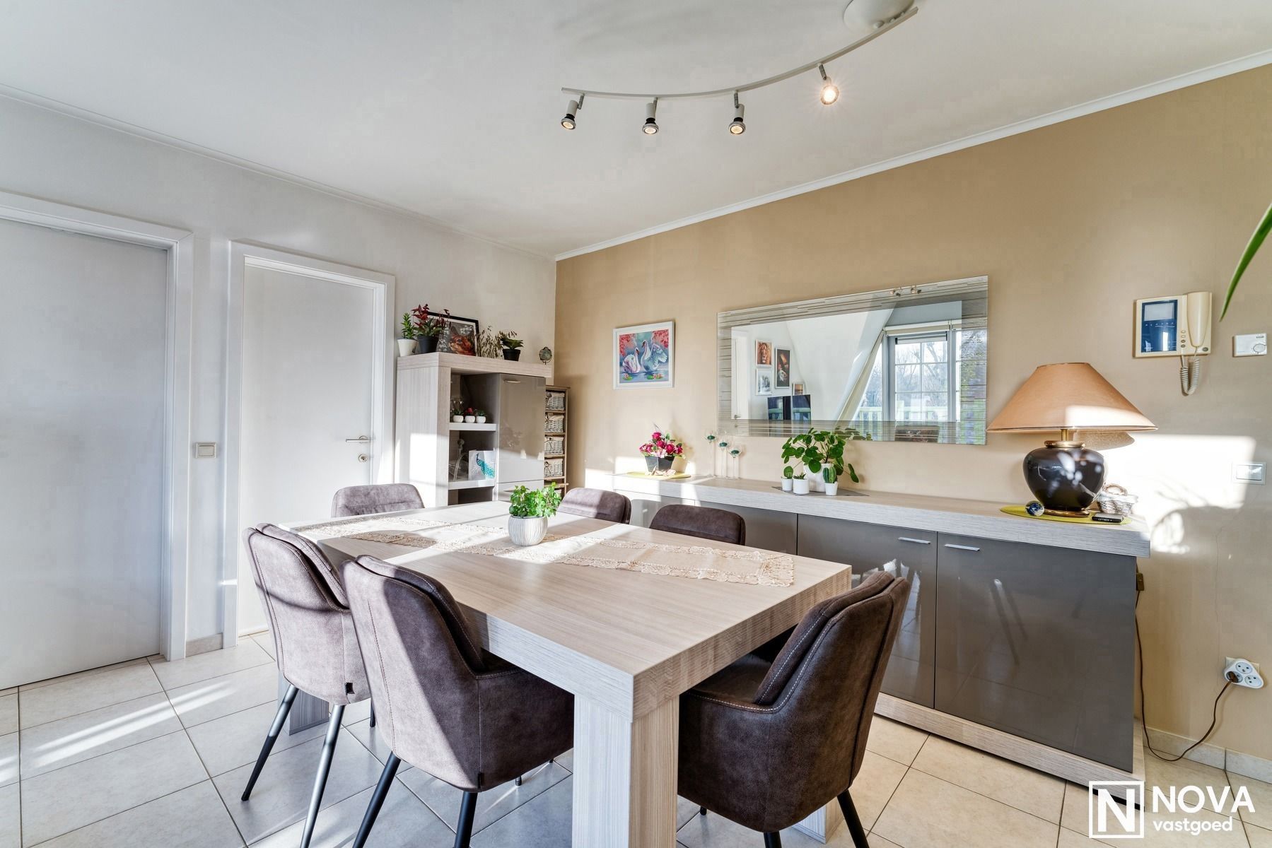 Goed gelegen appartement vlakbij de promenade foto 7