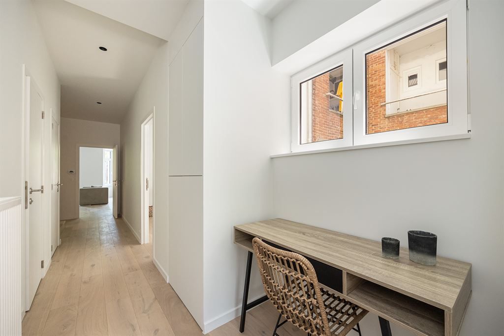Kwaliteitsvol gerenoveerd appartement met terras foto 13