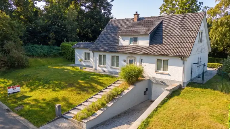 Villa van 262m² op 12 are met uitzicht over vallei 'Schoonzicht' foto {{pictureIndex}}
