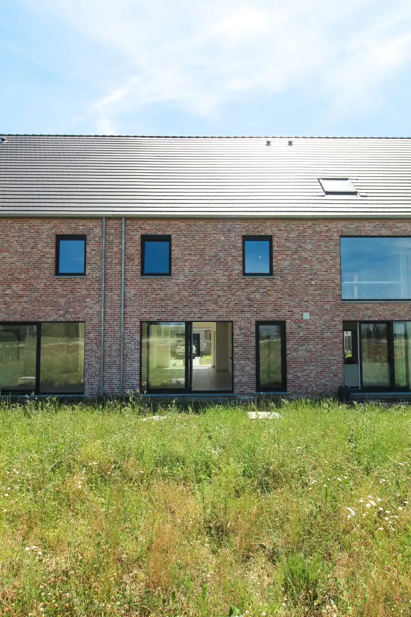 Ruime nieuwbouwwoning te Roeselare foto 6