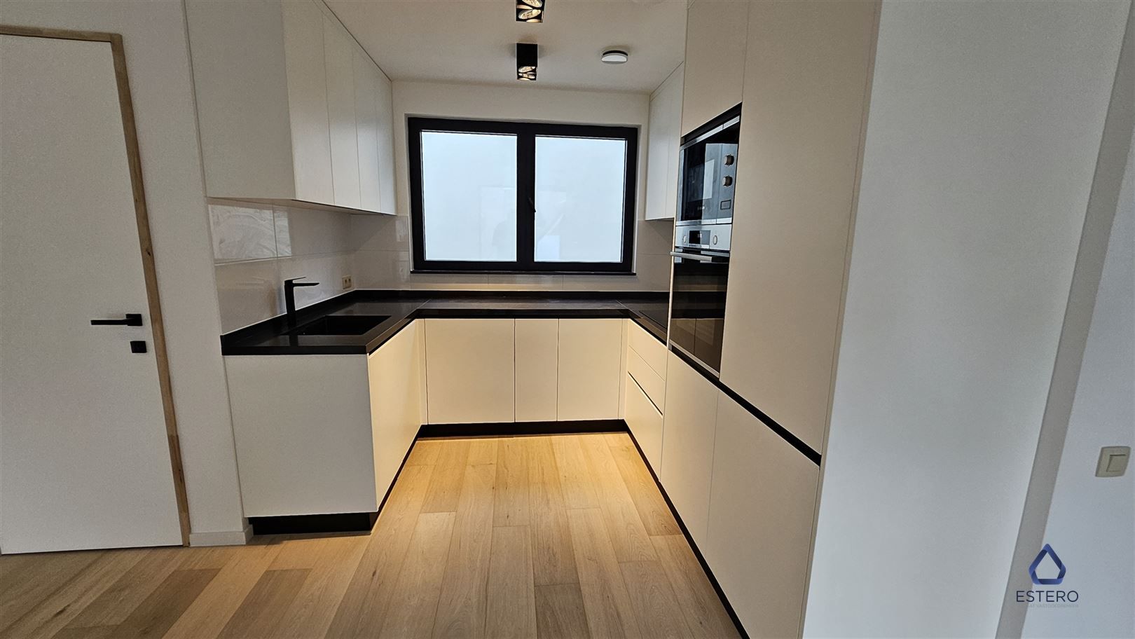 Nieuwbouw appartement in hartje Oostende foto 4