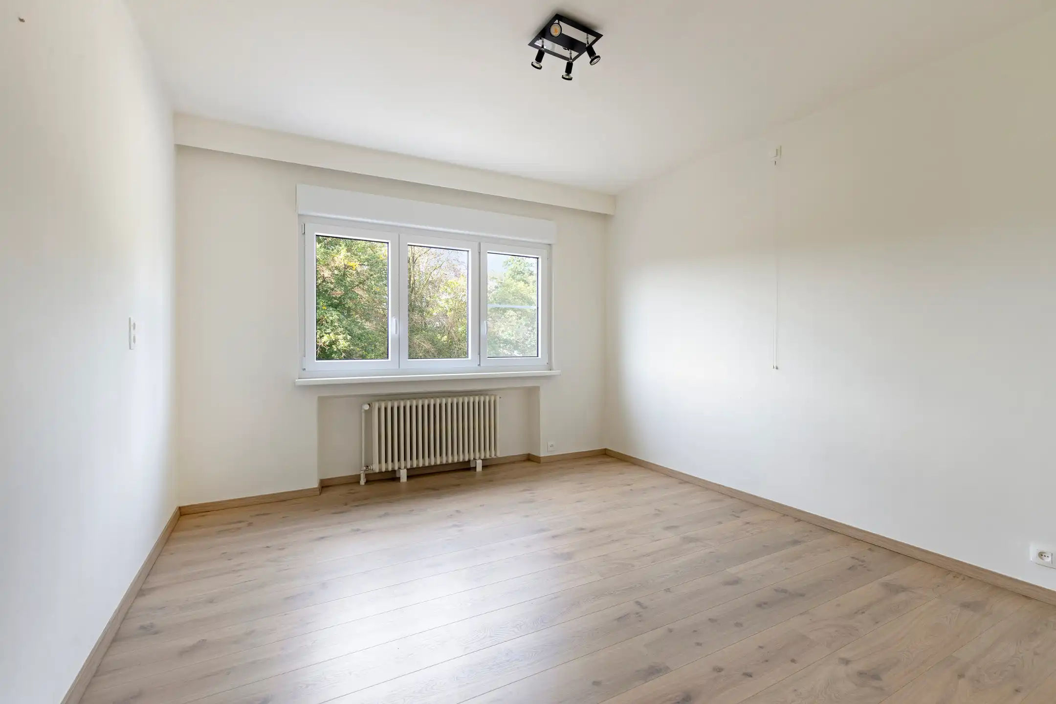 Instapklaar appartement met 2 slaapkamers in Sint-Michiels foto 11