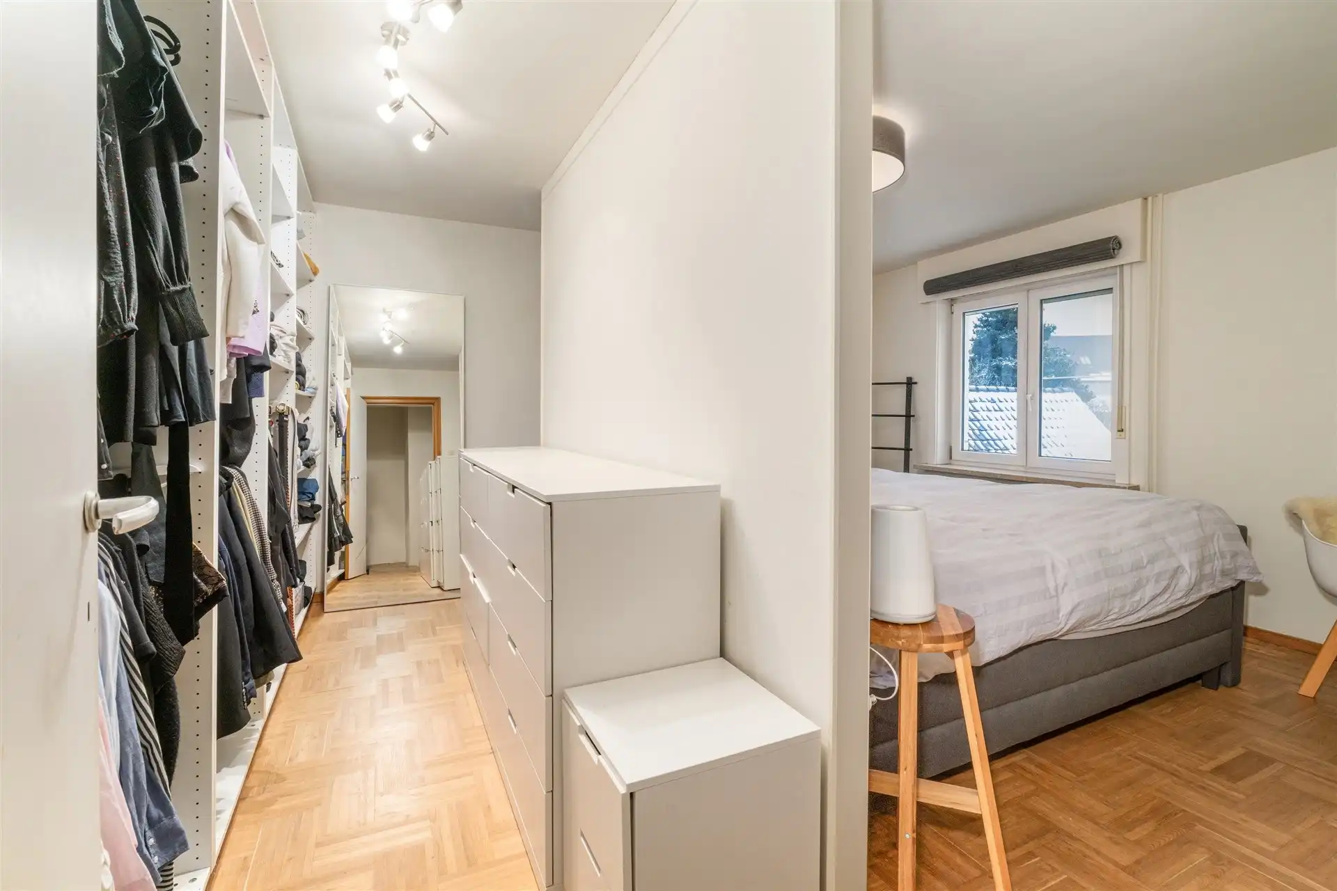 Karaktervolle woning met 5 slaapkamers en loods te Wetteren foto 12