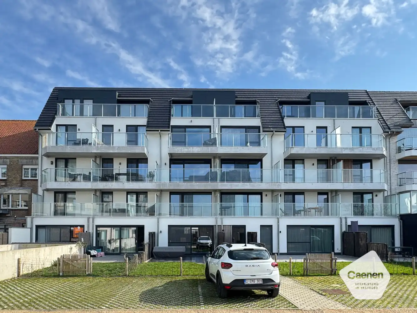 Luxe-appartement op wandelafstand van zeedijk en duinen foto 27