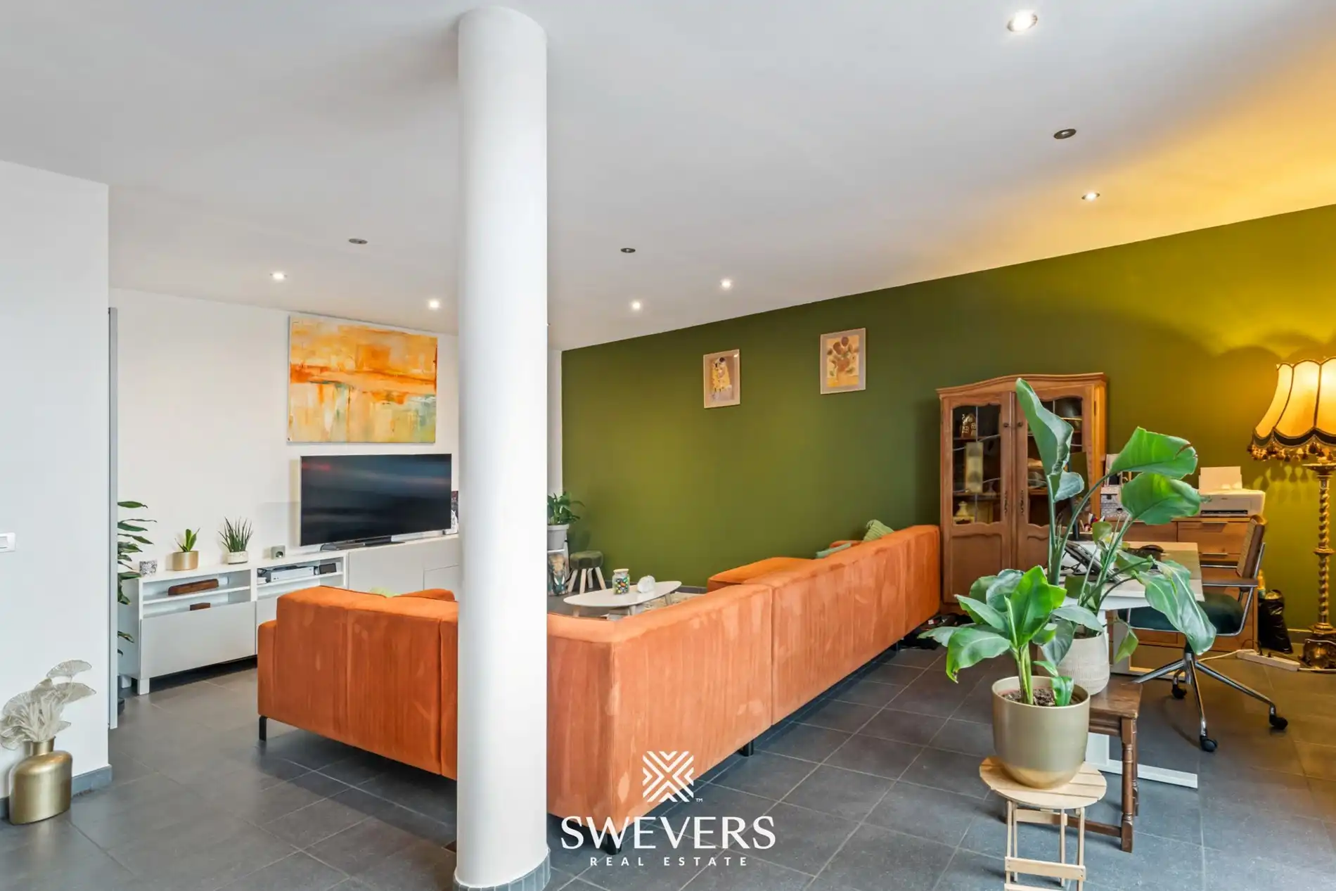 Ruim appartement met dubbele garage en groot terras vlakbij het centrum van Heusden foto 6