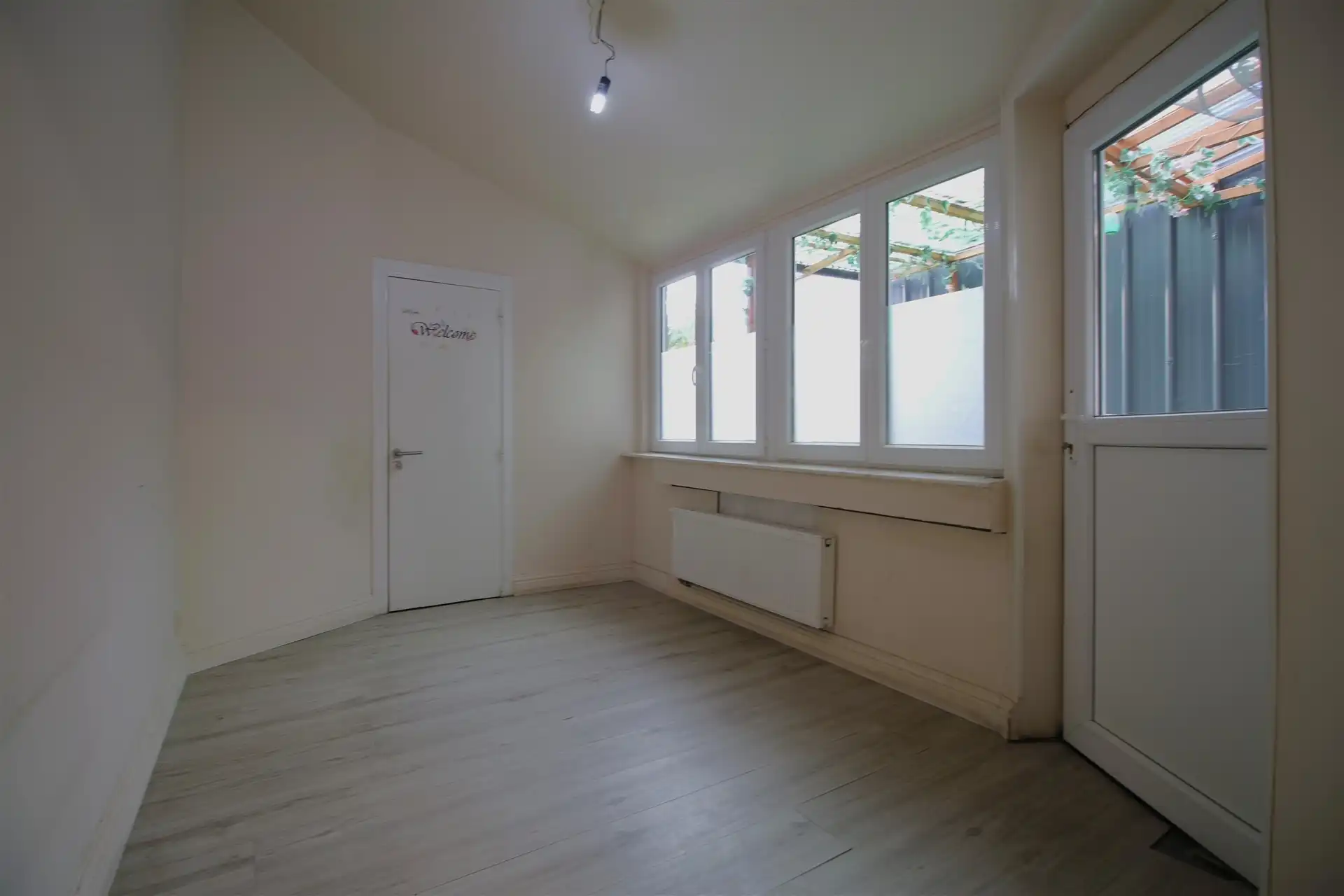 Vernieuwde rijwoning met tuin i.h. centrum foto 7