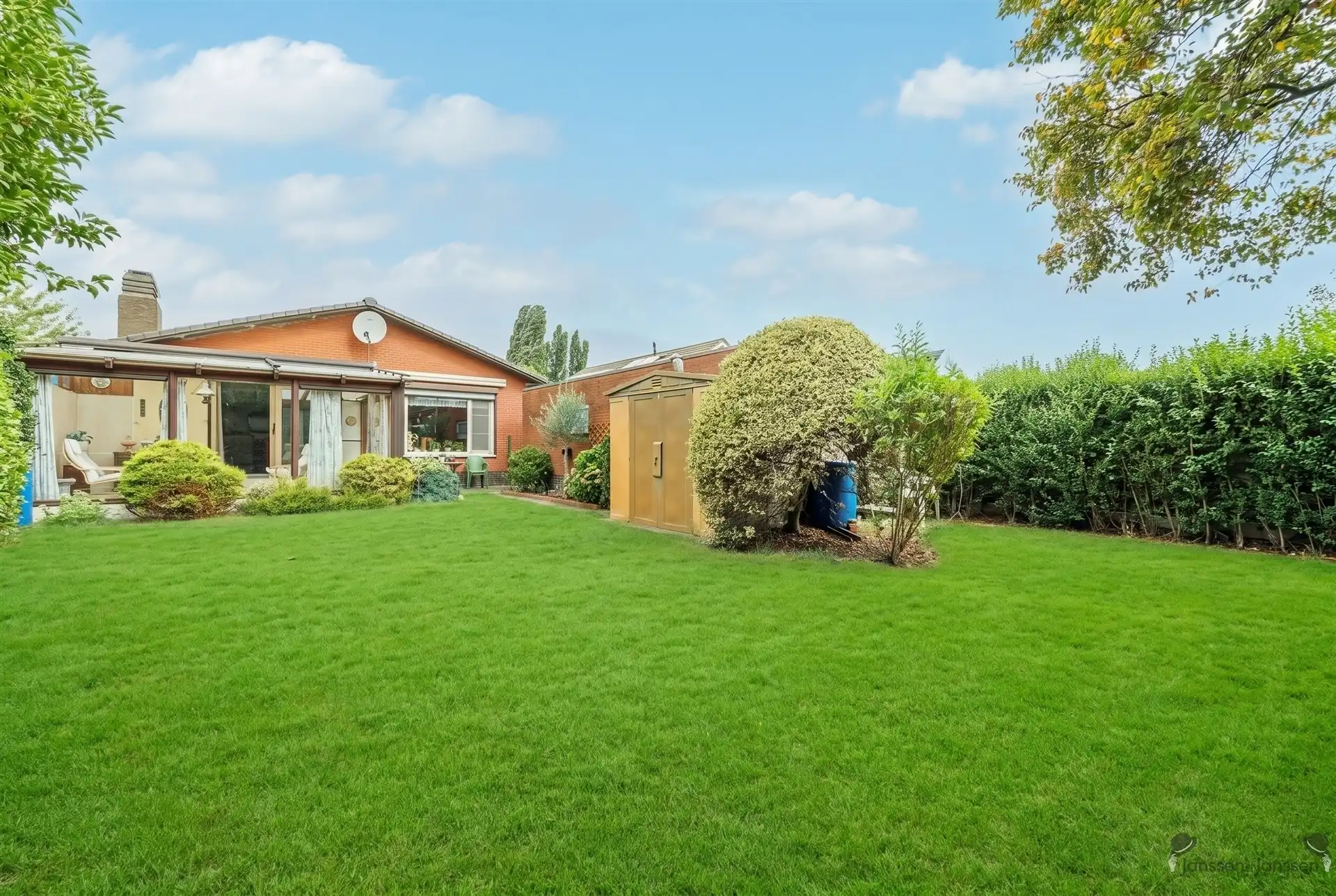 charmant huis foto 25