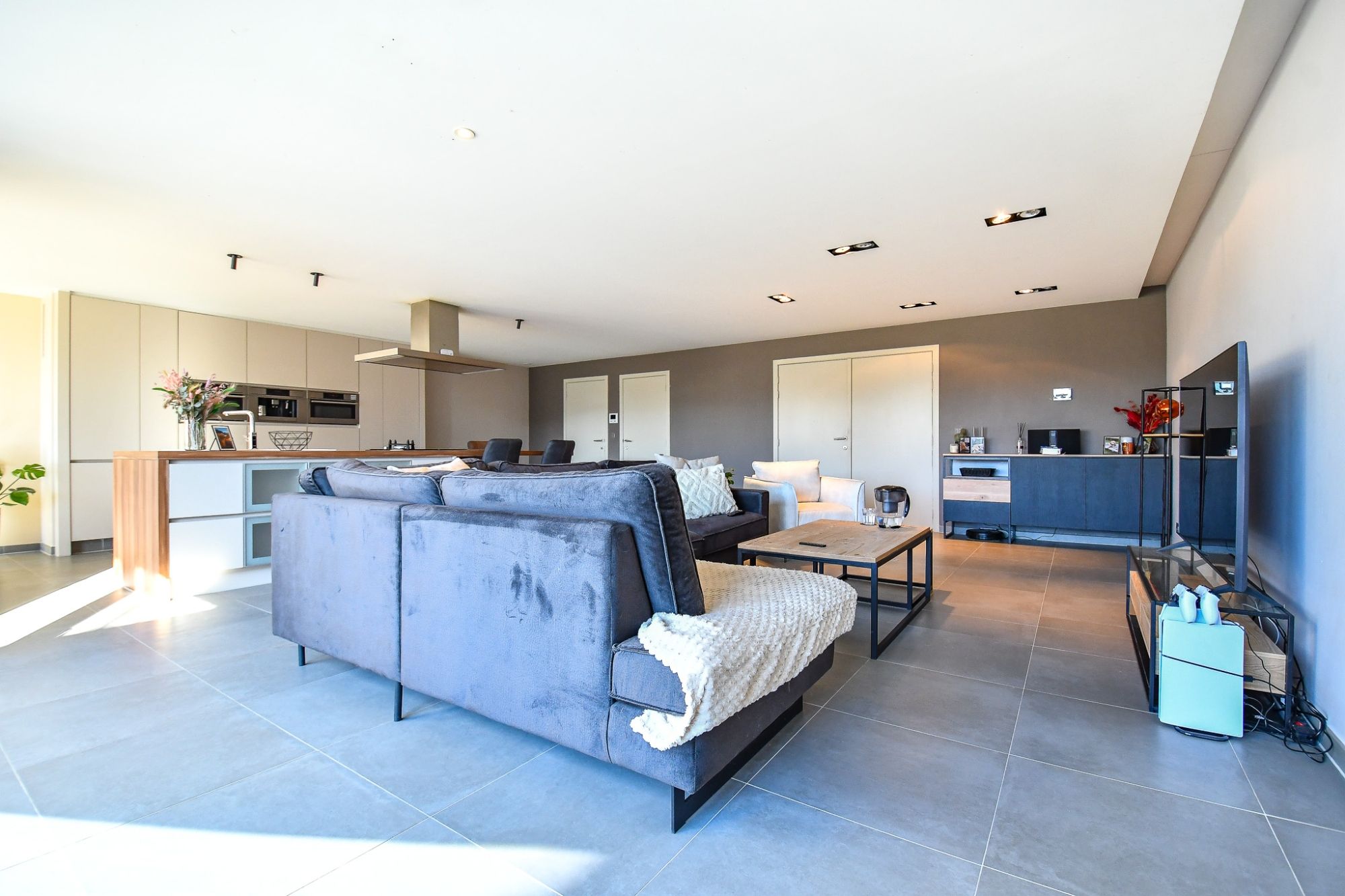 | BEZOEKMOMENT ZAT 28/06 - 11u - 12u30 | Ruime energiezuinige woning met 4 SLPKS, tuin en garage in het centrum van Klemskerke foto 10