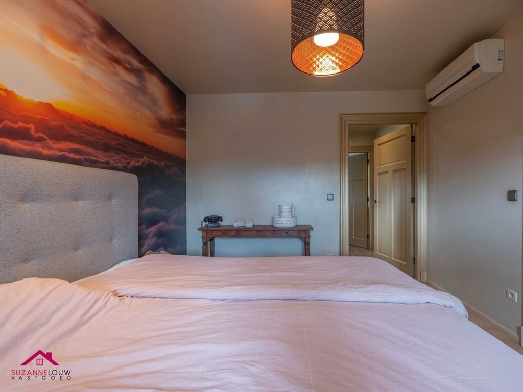 Landelijke villawoning met dubbele vrijstaande garage foto 46