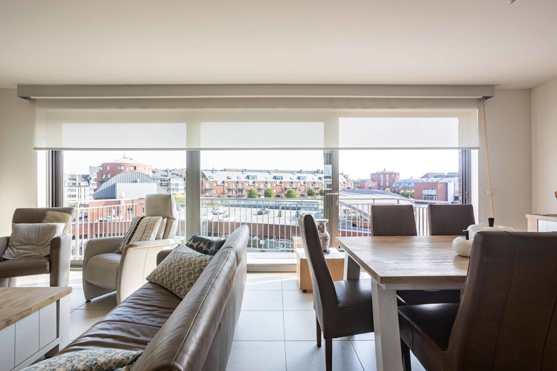 Appartement met ruim terras en autostaanplaats op toplocatie foto 3