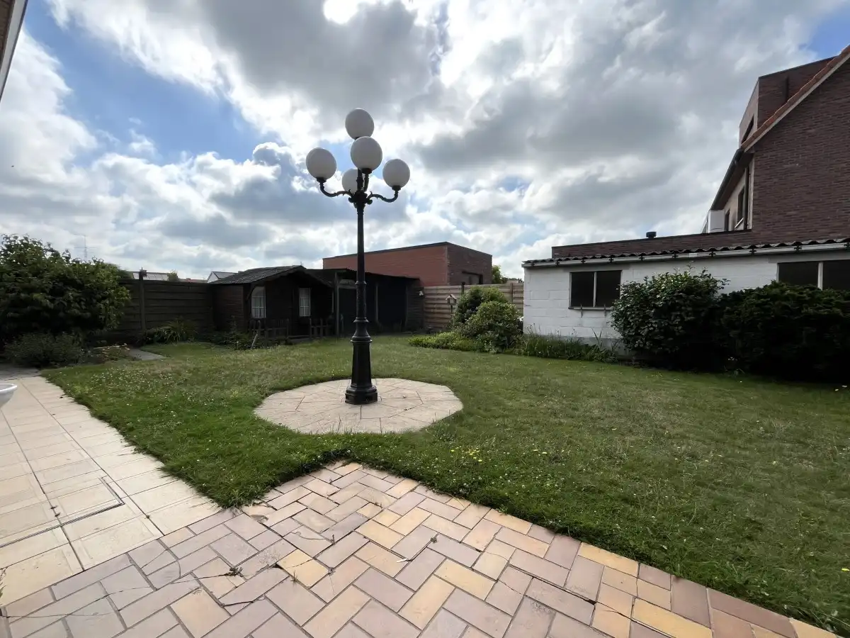 Dadizele – Gezinswoning met ruime tuin op een perceel van 930 m² foto 15