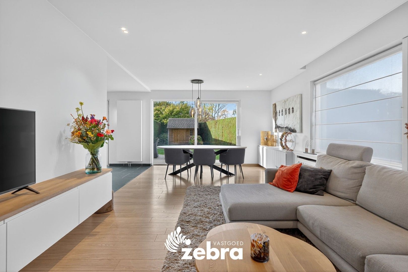 Energiezuinige halfopen bebouwing met zuidwestgerichte tuin te Kortrijk (Marke)! foto 4