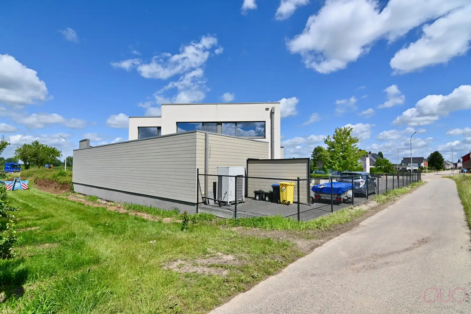 Handelspand op commerciële locatie met  luxueuze penthouse tussen de boomgaarden foto 45