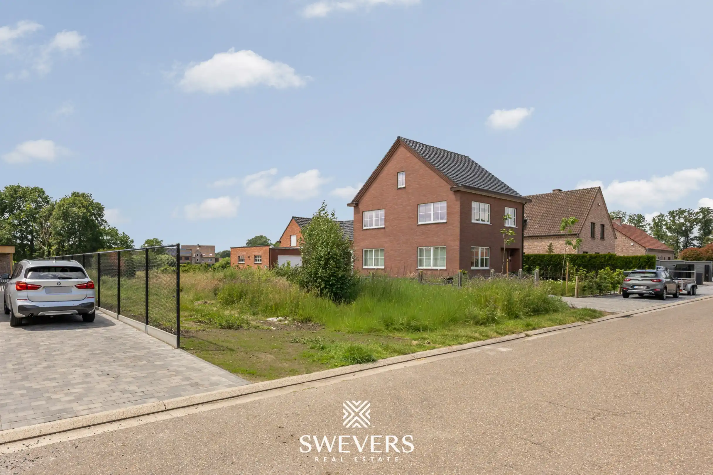 Rustig gelegen bouwgrond met zuidwestelijke oriëntatie in doodlopende straat met omliggend agrarisch gebied foto 4