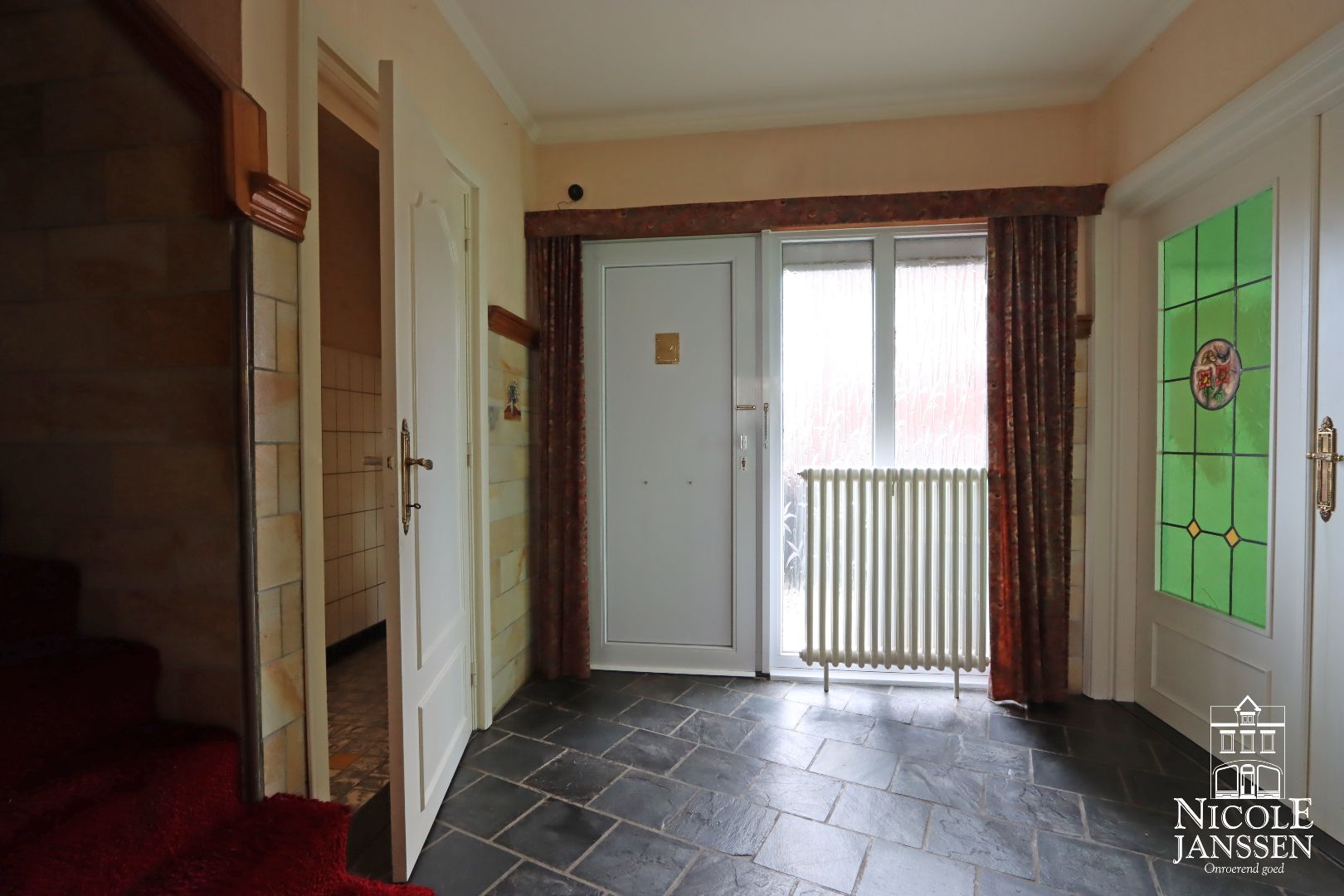 Mooi verzorgde split-level woning op unieke locatie in het mooie Aldeneik foto 5