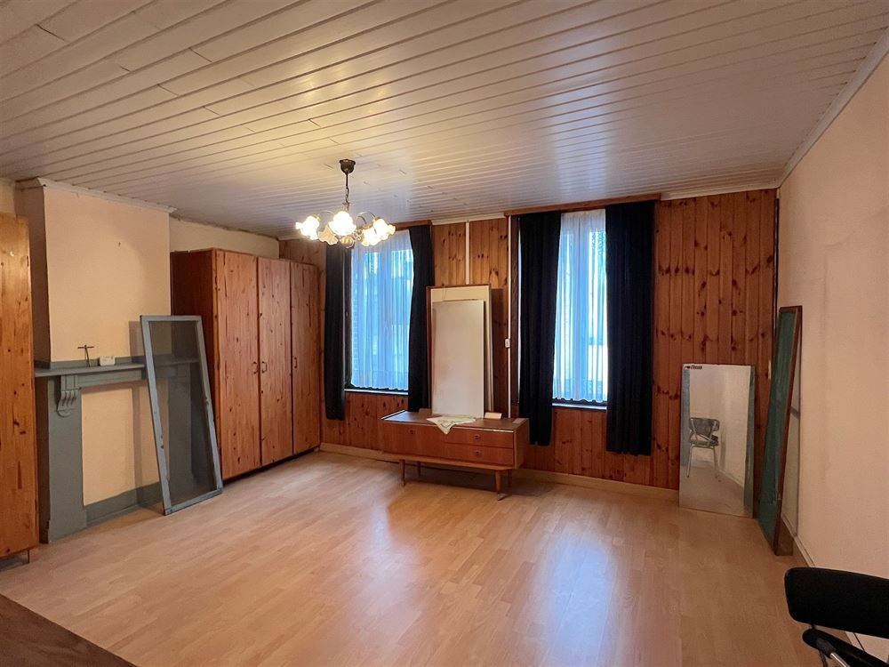 Te renoveren woning foto 13