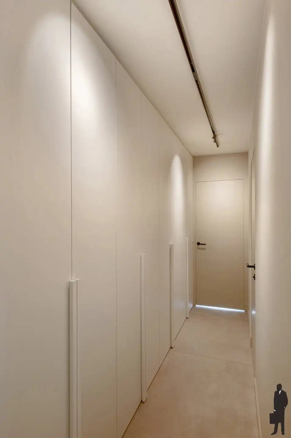 Zeer luxe afgewerkt nieuwbouw appartement van ca. 110 m² met uitzonderlijk ruim ZW-terras van ca. 70 m² in het centrum van Hoogstraten! foto 23