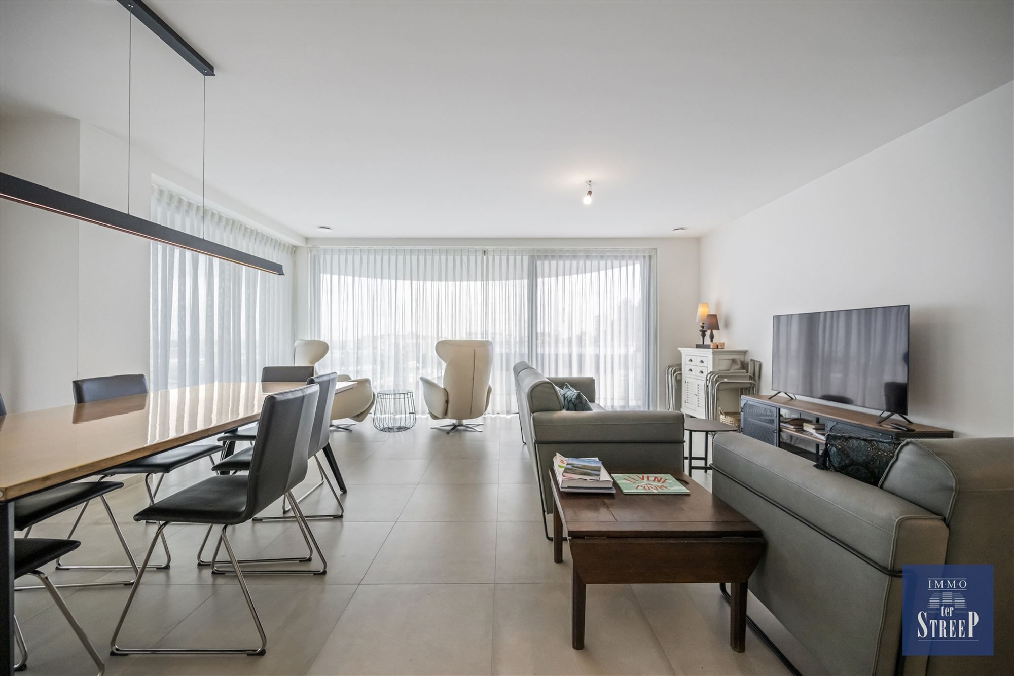 Luxueus hoekappartement met 3 slaapkamers foto 3