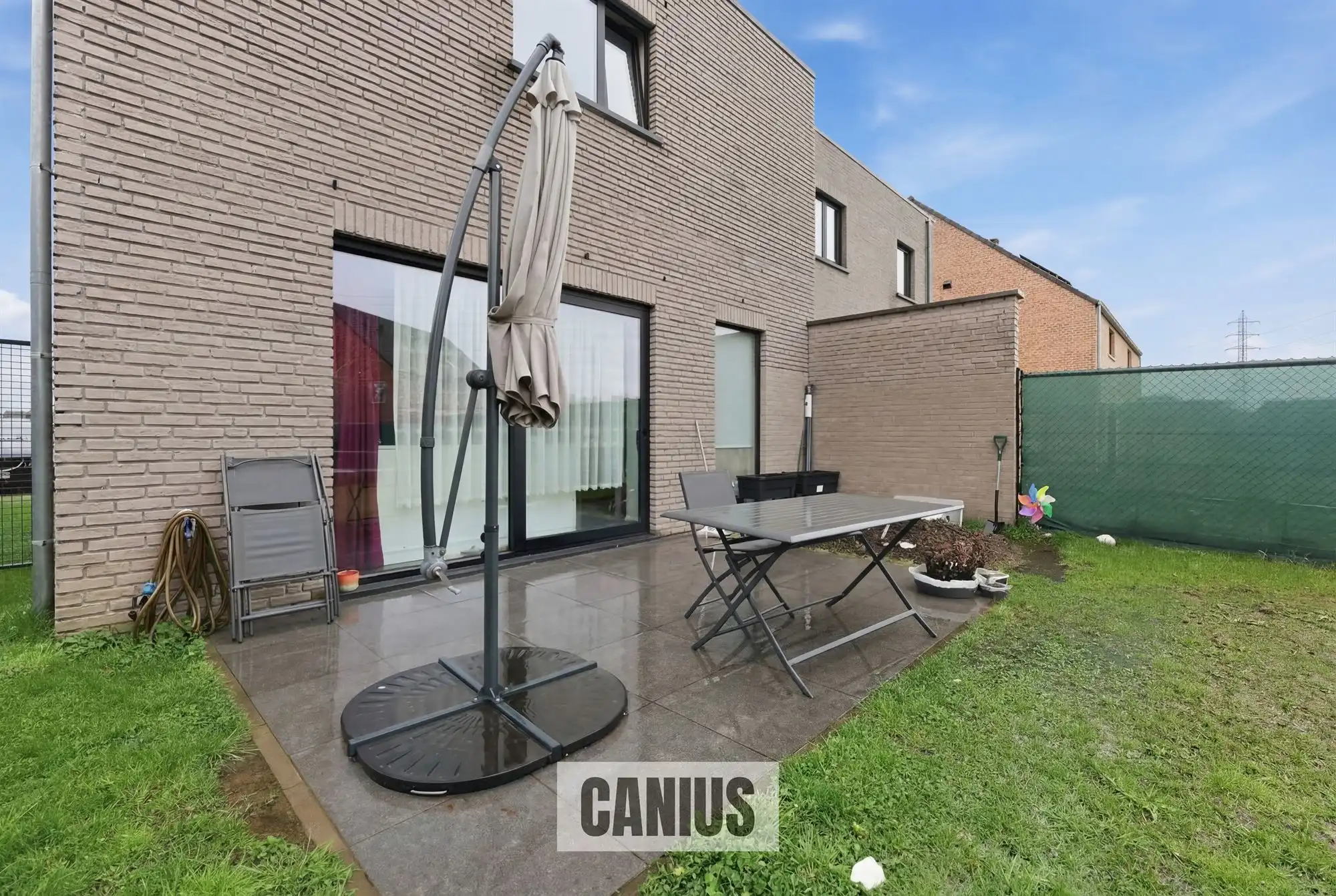 MODERNE WONING MET 3 SLKS & TUIN foto 8