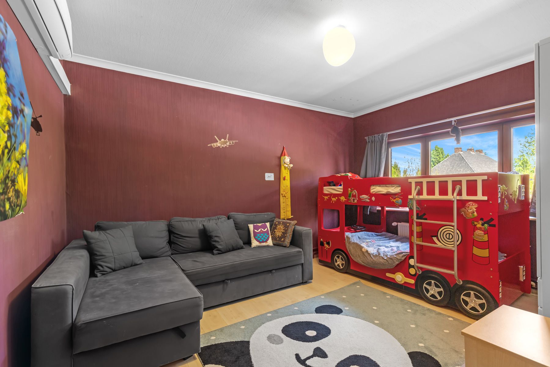 Zeer ruime, ideaal gelegen woning met praktijkruimte. foto 9