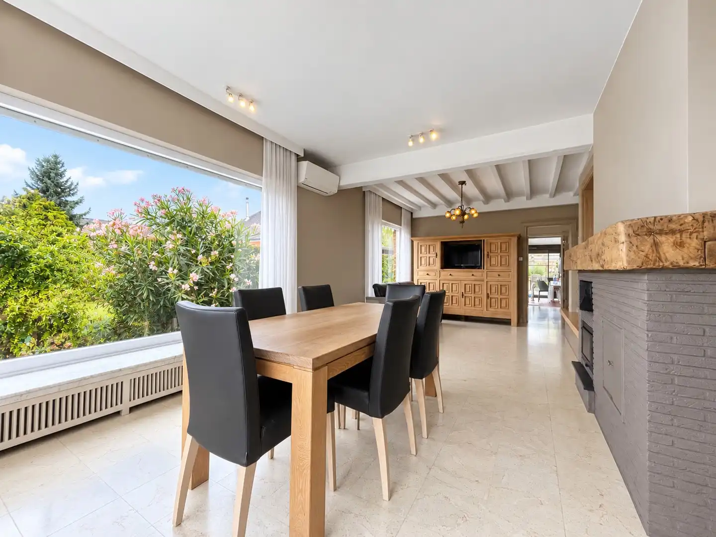 Moorslede – Halfopen woning met 5 slaapkamers en gezellige tuin foto 3