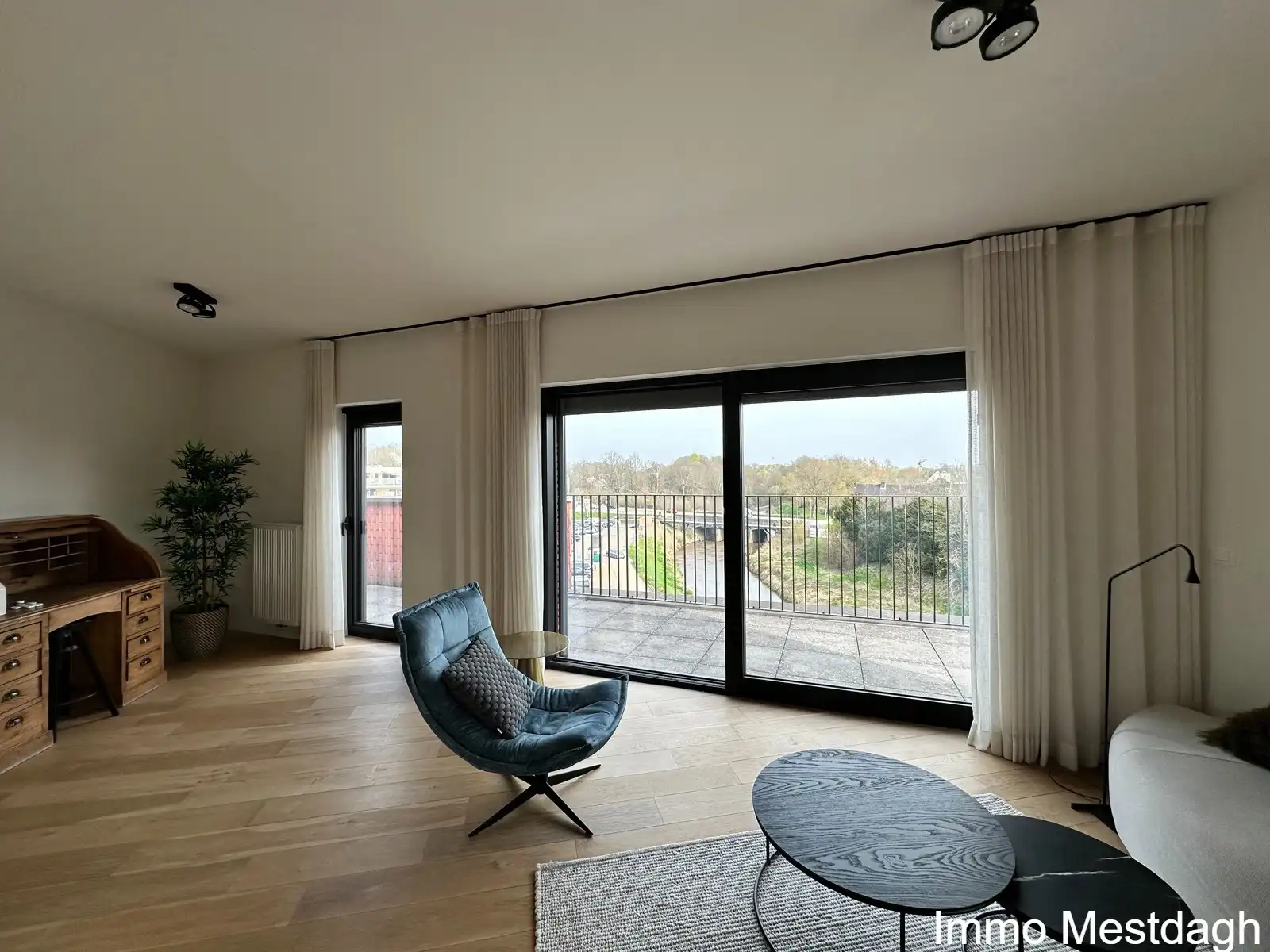 Unieke Penthouse met Panoramisch Uitzicht & Terrassen Rondom foto 14