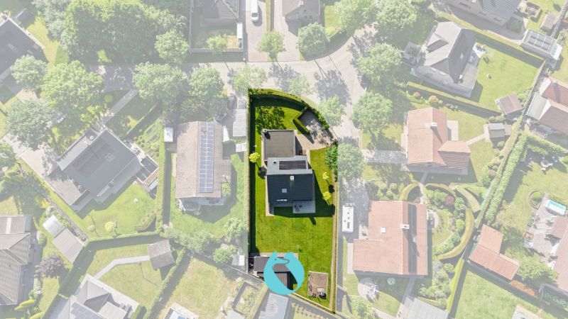 Magnifiek gelegen woning op een mooi perceel van 842m² foto 2