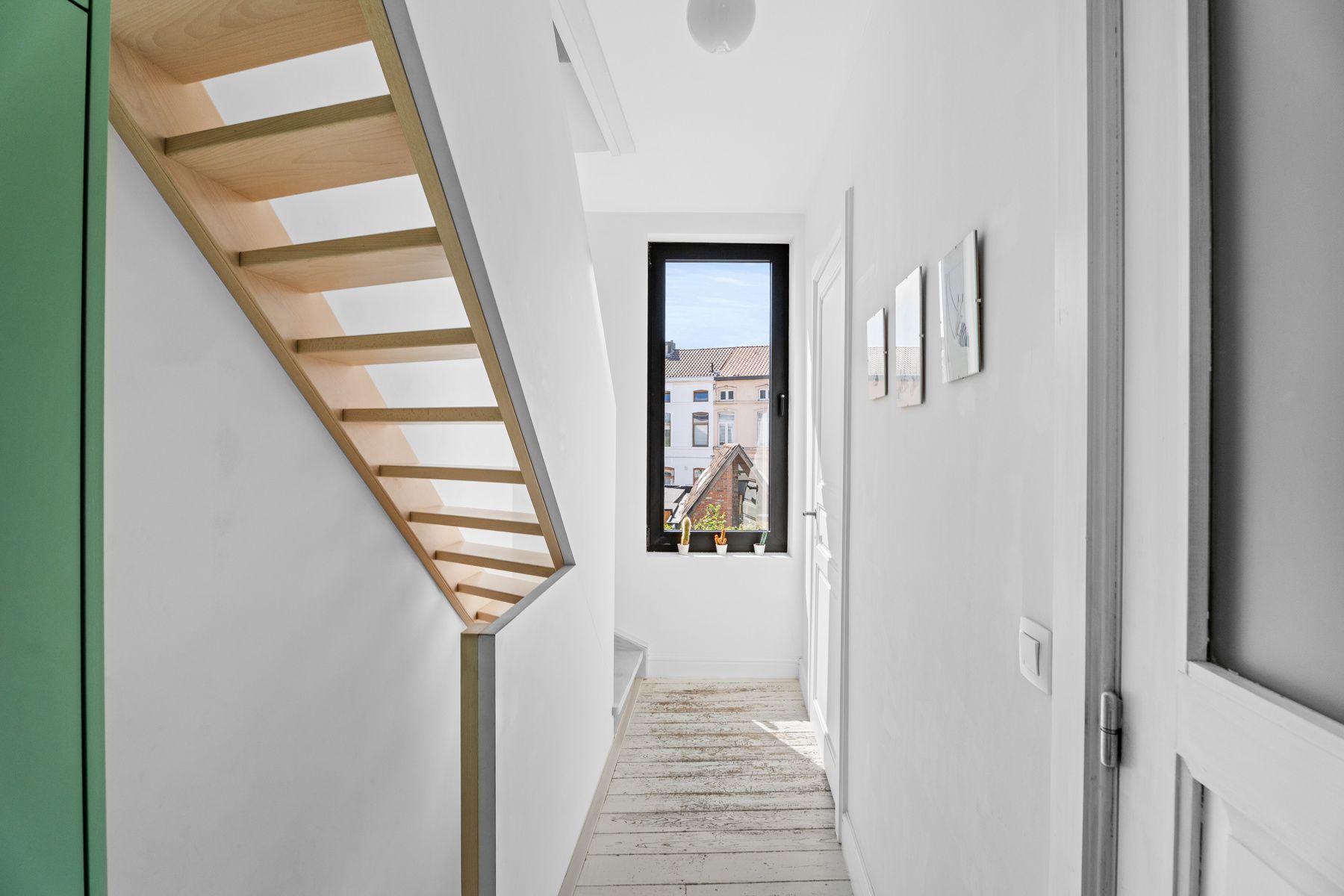 Knusse architectenwoning met garage te koop in Gentbrugge!  foto 13