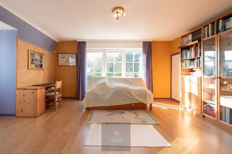 Grote villa op 1533m² gelegen centraal in de Simli-wijk te Nieuwpoort-Bad. foto 23