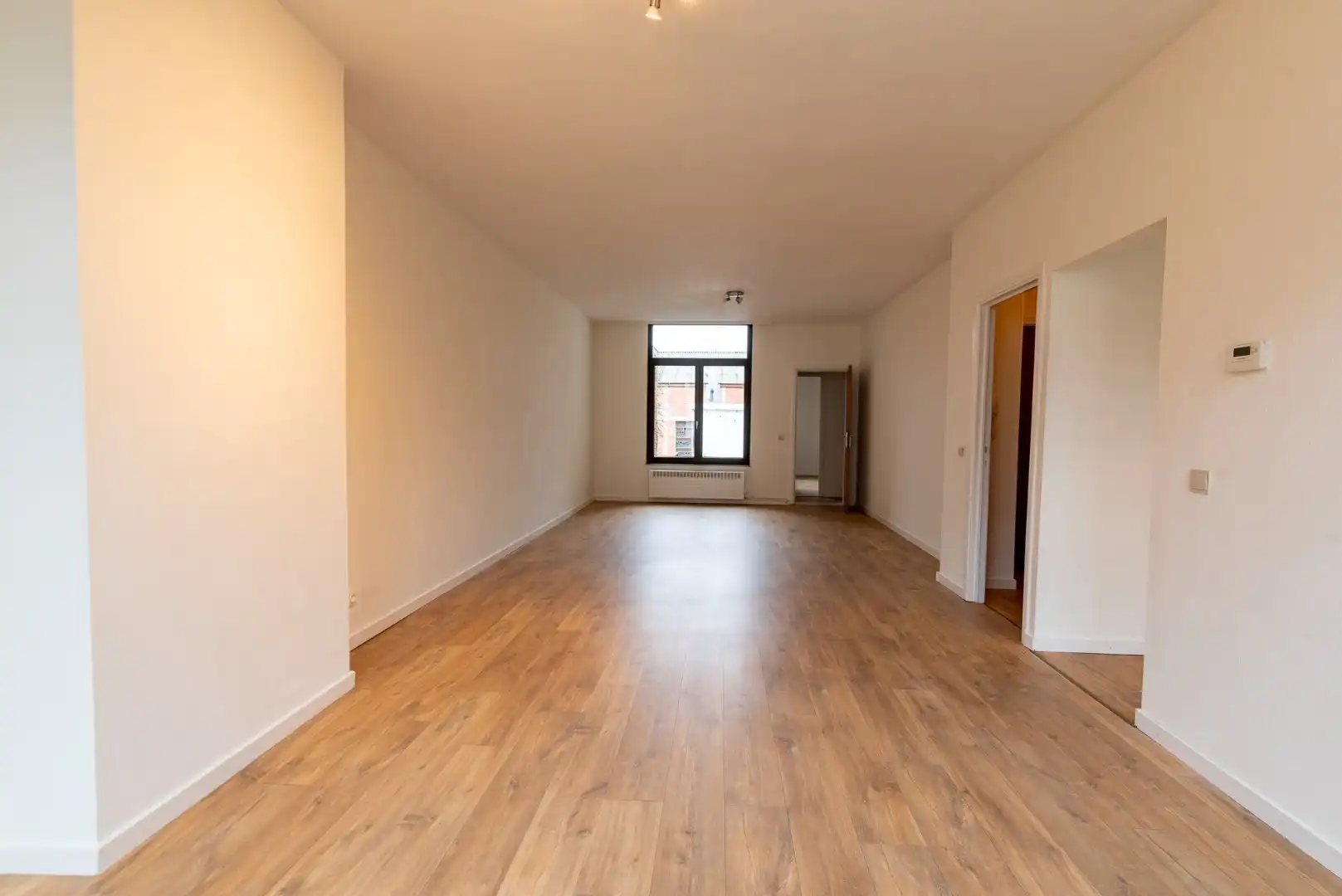 Ruim één-slaapkamerappartement met toplocatie op het Zuid! foto 5
