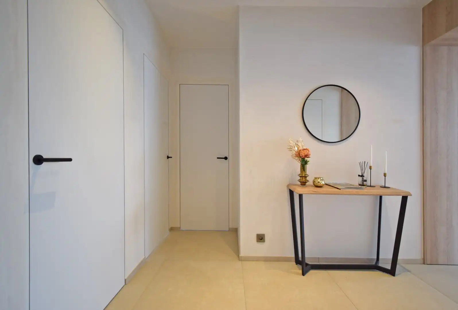 Hoogstaand en eigentijds twee slaapkamer appartement foto 9