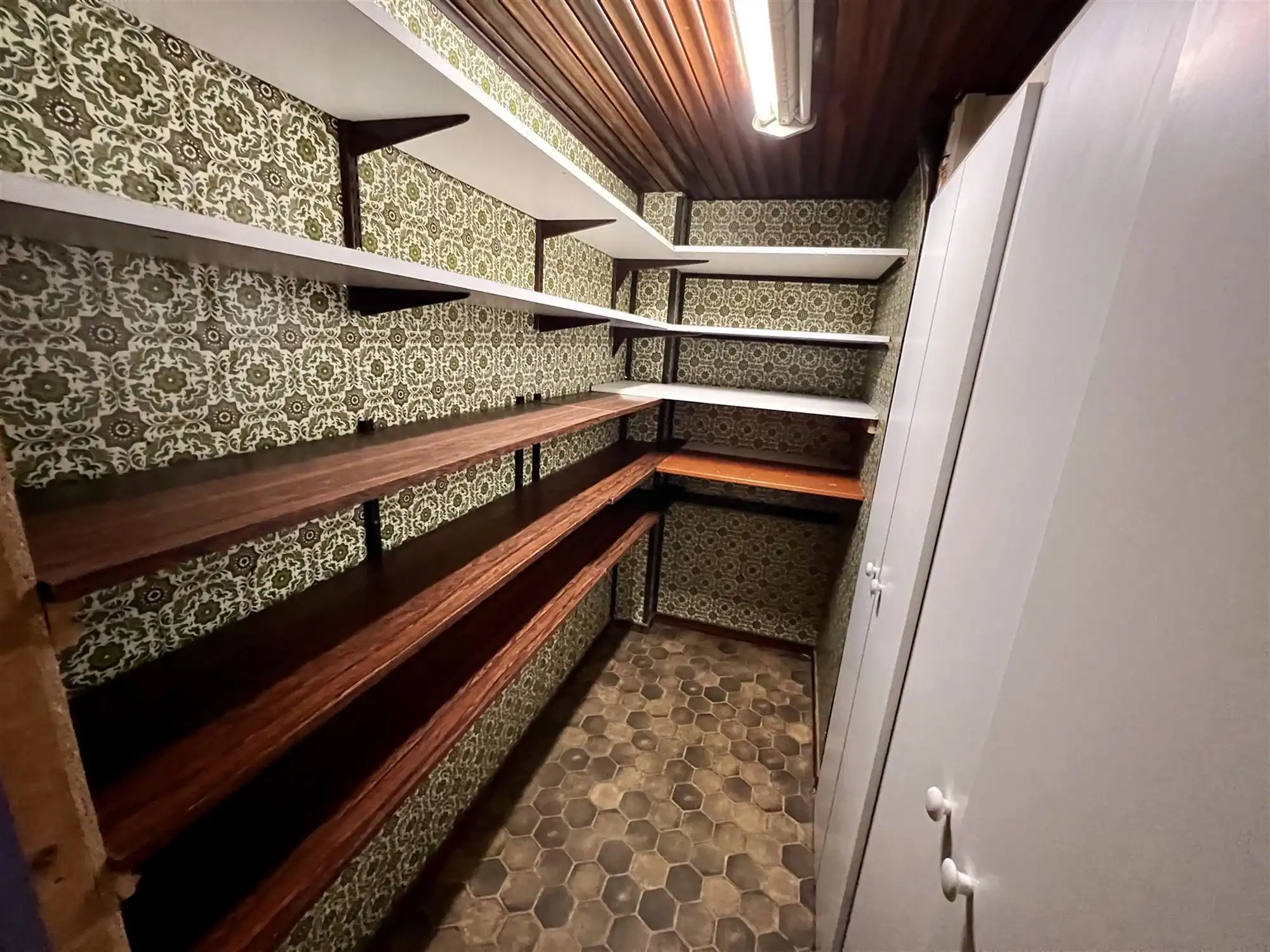 Gelijkvloers op te frissen pareltje te koop in Baarle-Hertog foto 16