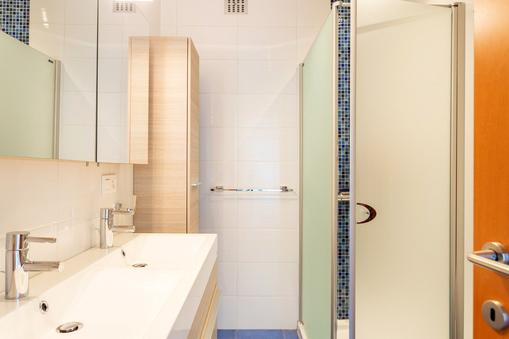 Ruim duplex appartement (131m²) met 2 terrassen, 3 slpks en 2 autostpl. foto 17